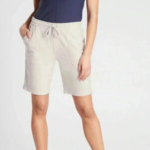 Athleta Women's Faralllon Bermuda Shorts Sz 26 563681 Birch Grey Cotton Spandex